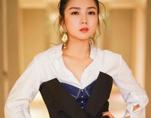 娱乐吃瓜二人组视频大全,揭秘热门视频背后的精彩故事